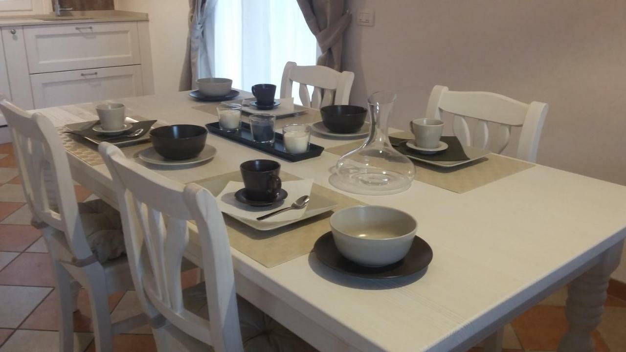 Residenza Leon Bed & Breakfast Кастелнуово дел Гарда Екстериор снимка