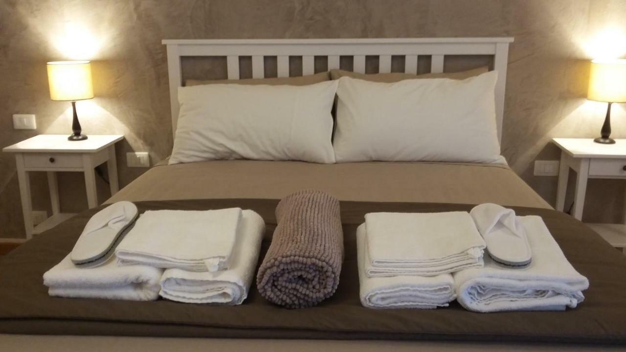 Residenza Leon Bed & Breakfast Кастелнуово дел Гарда Екстериор снимка