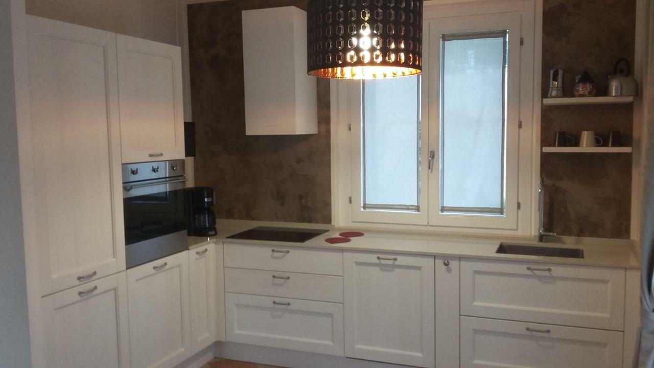 Residenza Leon Bed & Breakfast Кастелнуово дел Гарда Екстериор снимка